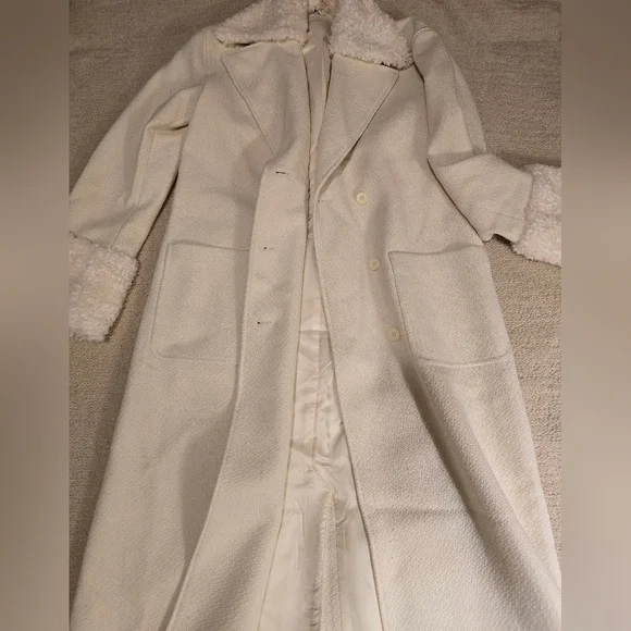 Amanda Uprichard Ivory Carrington Coat Sz Medium - Picture 15 of 17